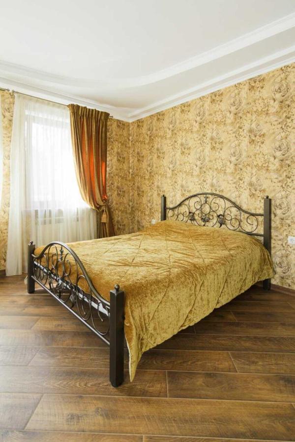 Apartment In Deribasovskay Street 20 オデッサ エクステリア 写真